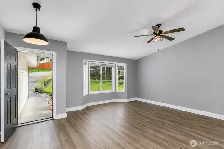 This AI generated photo demonstrates the entry with no furniture. Sellers have just move their furniture from the home.