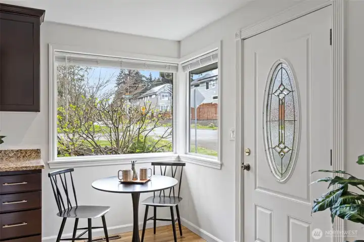Cozy breakfast nook
