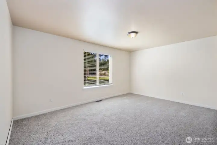 Spacious Rooms with brand new carpet!