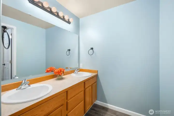 Full bathroom
