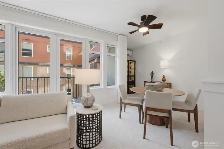 Spacious dining area for entertaining. Spacious dining area for entertaining.