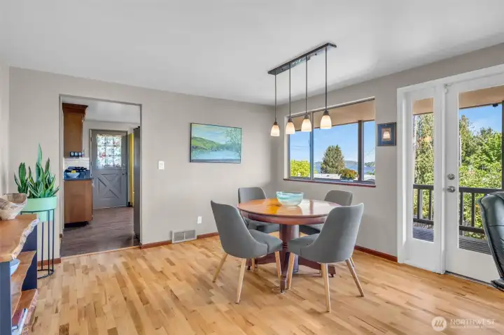 An inviting space for everyday meals and special occasions.