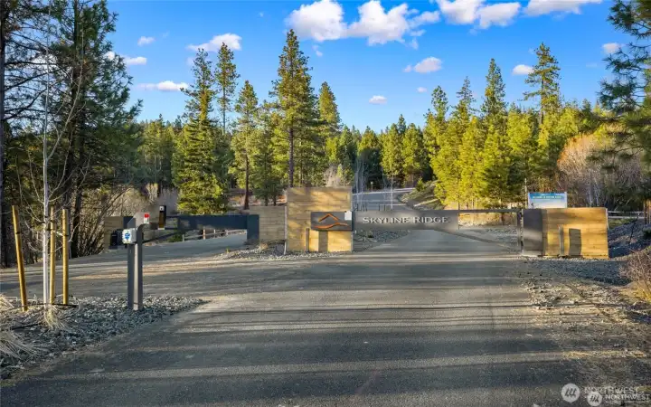 Gated entrance to Skyline Ridge. Gated entrance to Skyline Ridge.