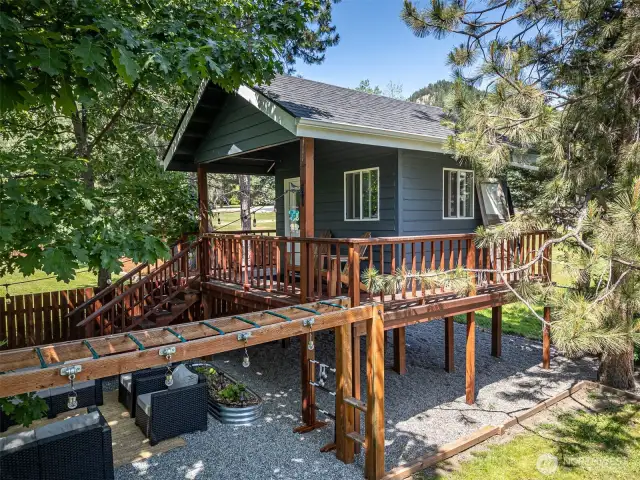 Tree House & Built In Play Structure