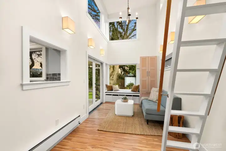 Bonus sunroom addition off of the dining room. This room is drenched in natural light and a perfect office, playroom or studio