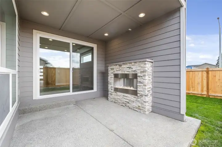 Photos are of a home in a different community and are for illustration purposes only to reflect typical finishes.  May depict seller enhancements.  Colors and options may vary.