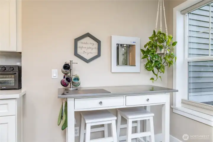 Enjoy crisp, cold water at your fingertips with the high-end Elkay built-in filtered water station, newly installed in 2025