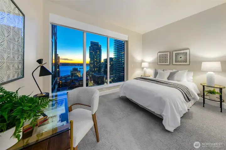 large 2nd bed/home office