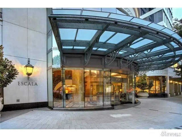 the one and only world class Escala, steel and concrete 31 story ideal location