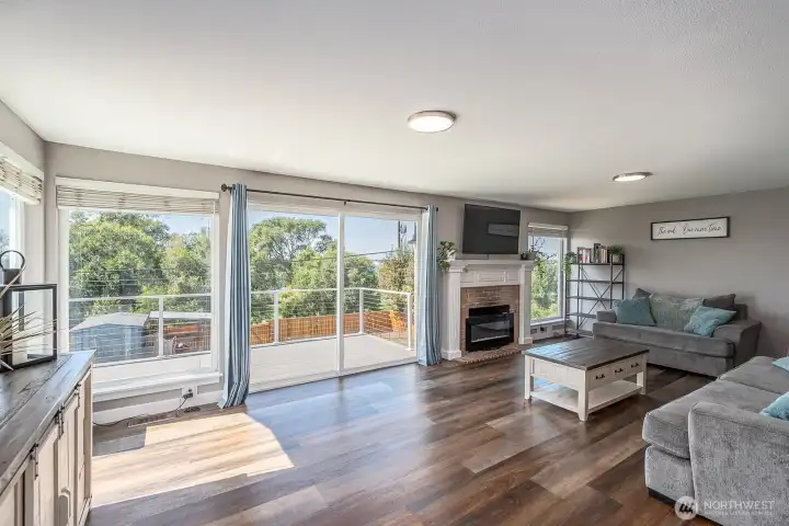 Look at those windows! so much space to enjoy the views. Secondary patio access as well!