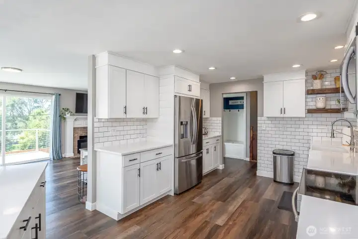 Updated cabinetry in kitchen!