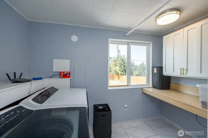 Huge space with plenty of cupboard storage!