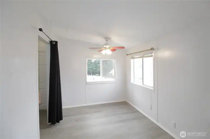 Dining area off kitchen