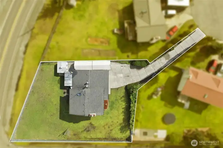 Bird's eye view of the property, boundary lines are approximate.