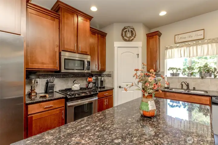 Photo from previous listing when Seller occupied.