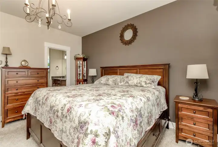 Photo from previous listing when Seller occupied.