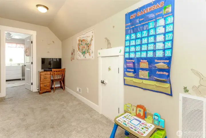 Photo from previous listing when Seller occupied.