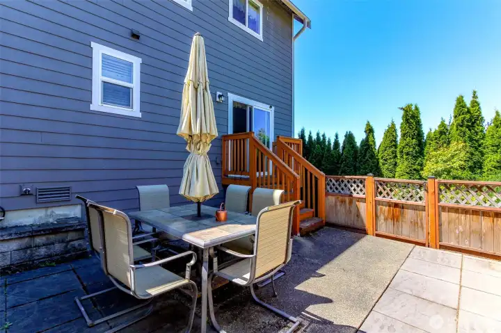 Photo from previous listing when Seller occupied.