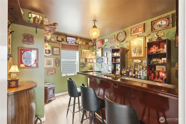 Pub - Entertainers Delight