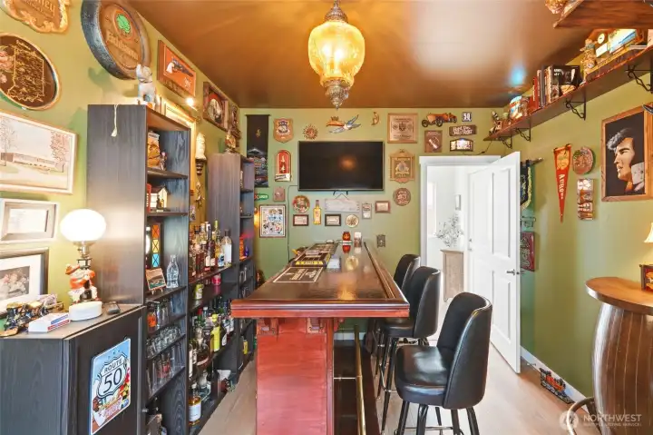 Pub - Entertainers Delight