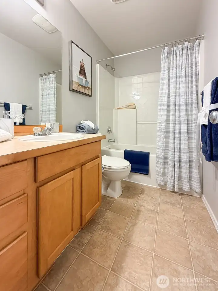 Main Bathrooom