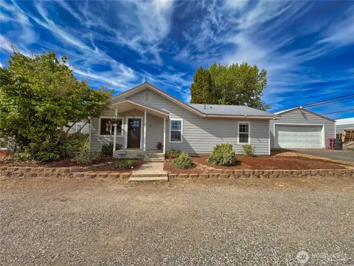 111 Washington Pl, Electric City WA 99123