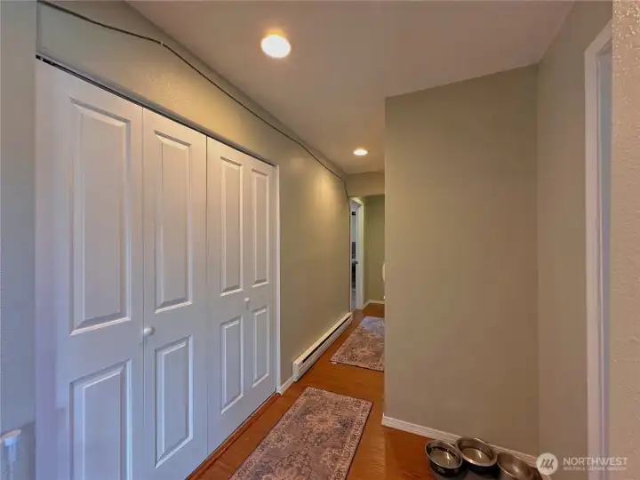 Hallway to bedrooms