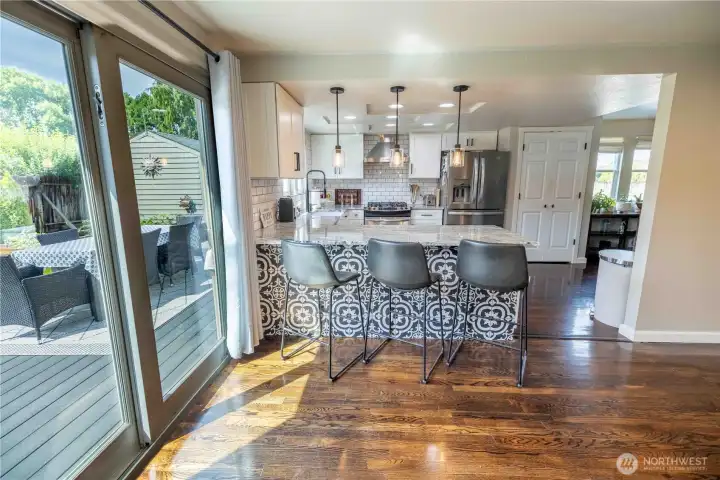 Open concept flow for everyday living and entertaining Open concept flow for everyday living and entertaining