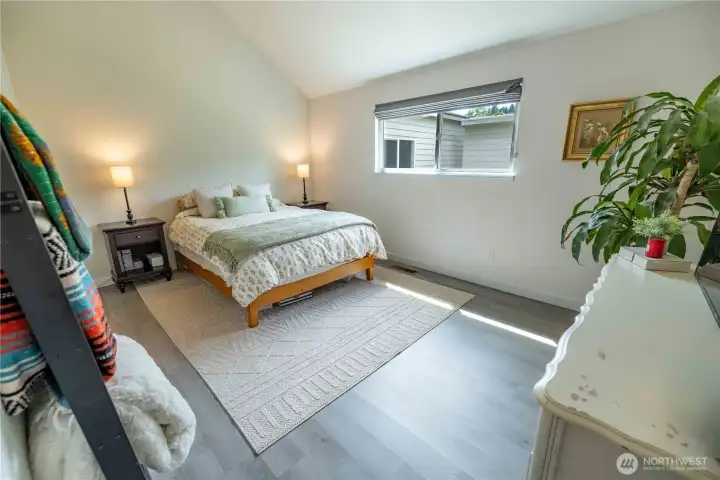 Spacious primary retreat Spacious primary retreat