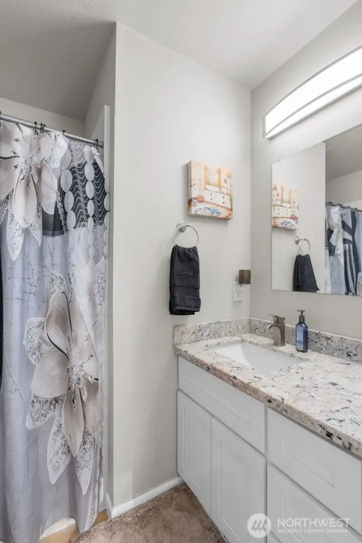 Primary bedroom bathroom with standup/walk in shower