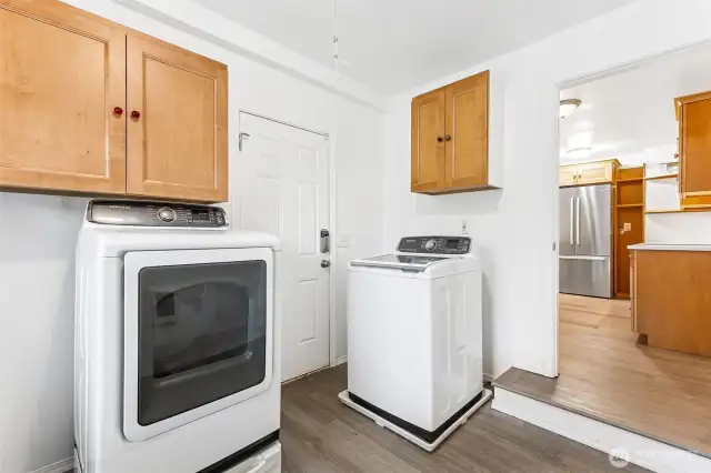 Utility Room to Kitchen