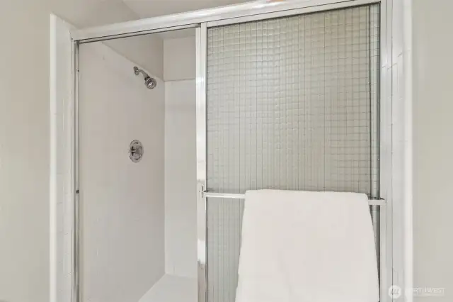 Walk-in Shower in Primary Ensuite