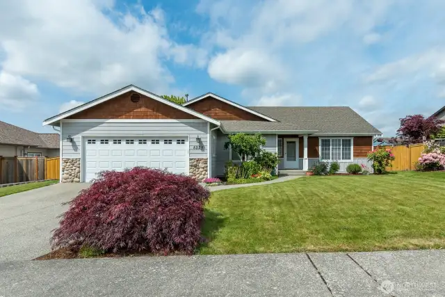 Great curb appeal and sidewalks throughout the neighborhood.