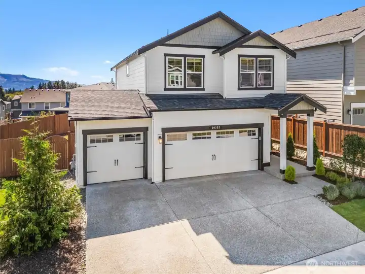 3-Car Garage
