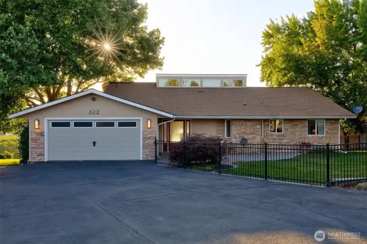 622 Country Club Drive