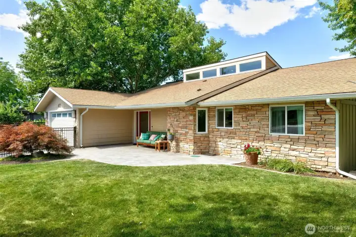 622 Country Club Drive