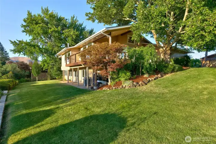 622 Country Club Drive