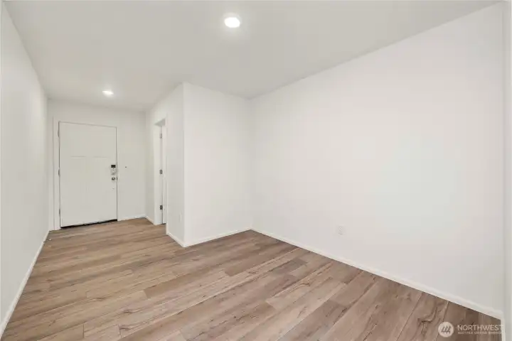 Disclaimer Secondary photos of same floor plan on different lot in different community: Photos are from another Viola, finishes, upgrades, and features may vary.