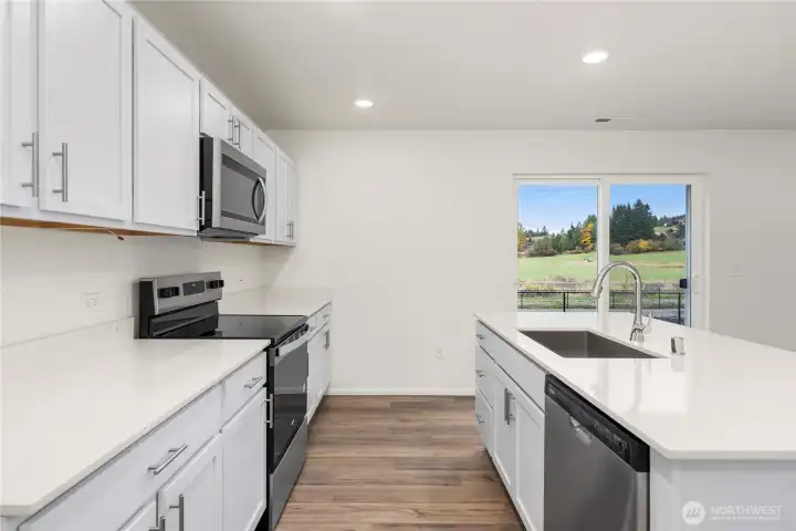 Disclaimer Secondary photos of same floor plan on different lot in different community: Photos are from another Viola, finishes, upgrades, and features may vary.