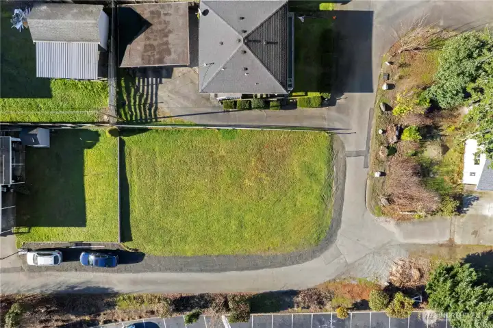 This relatively flat 6,098 sq lot has water, sewer, gas and power available in the street