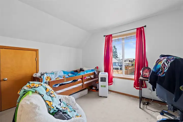 Large bonus room or possible additional bedroom.