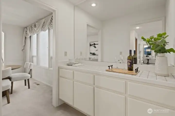 Butlers Pantry/Bar/Coffee Bar with extra storage