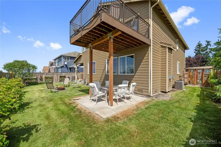 Beautifully maintained grounds provide a private and peaceful outdoor retreat.