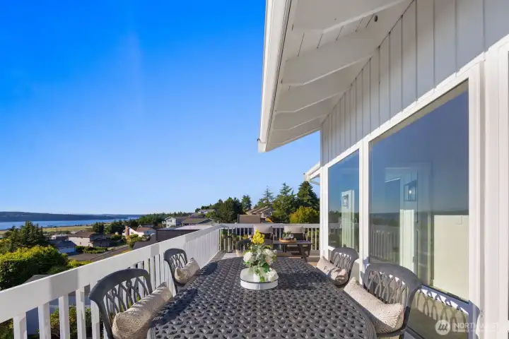 The deck has plenty of space for entertaining, outside dining, or whale watching.