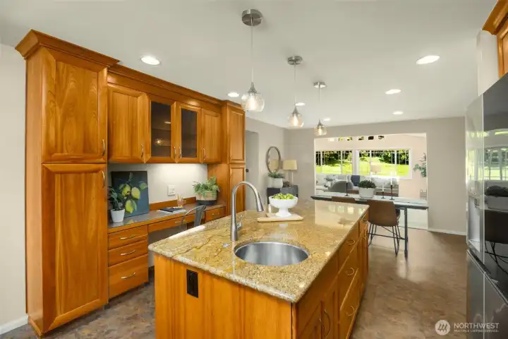 Prep sink and handy desk area. Generous kitchen accommodates several cooks. Prep sink and handy desk area. Generous kitchen accommodates several cooks.
