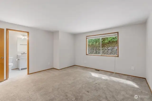 Guest Bedroom with ensuite