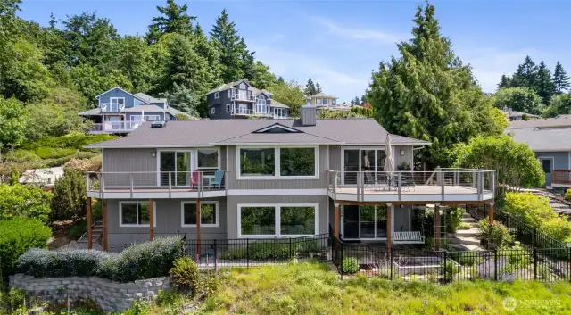 Updated view home in Harbor View West/Spyglass Ridge