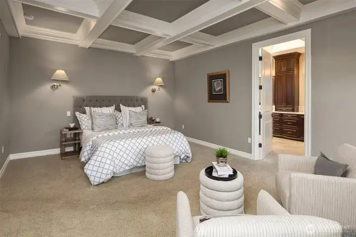Primary suite, main level