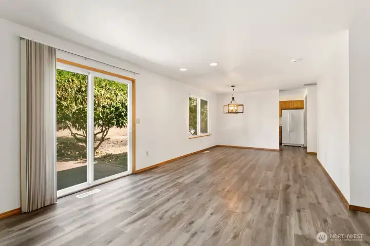 Family/dining room