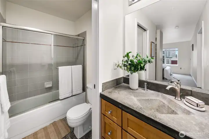 Gorgeous primary bathroom off bedroom suite